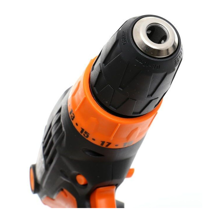 Wkrętarka sieciowa 880W KD1673