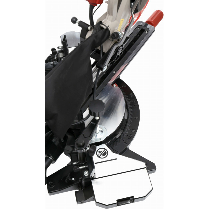 Pilarka ukosowa 2200W KD3011