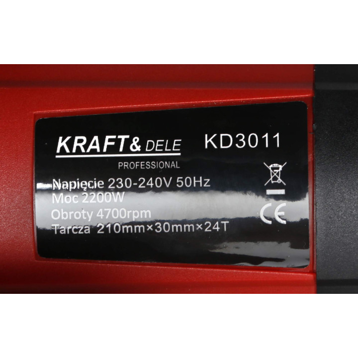 Pilarka ukosowa 2200W KD3011