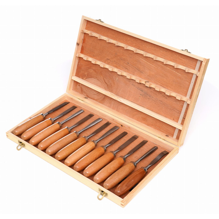 DŁUTA RZEŹBIARSKIE 12EL. KD11775
