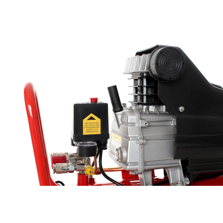 KOMPRESOR 50L + ZESTAW PNEUMATYCZNY KD401 K3