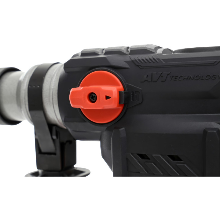 Młot udarowy 2700W 850rpm KD1735