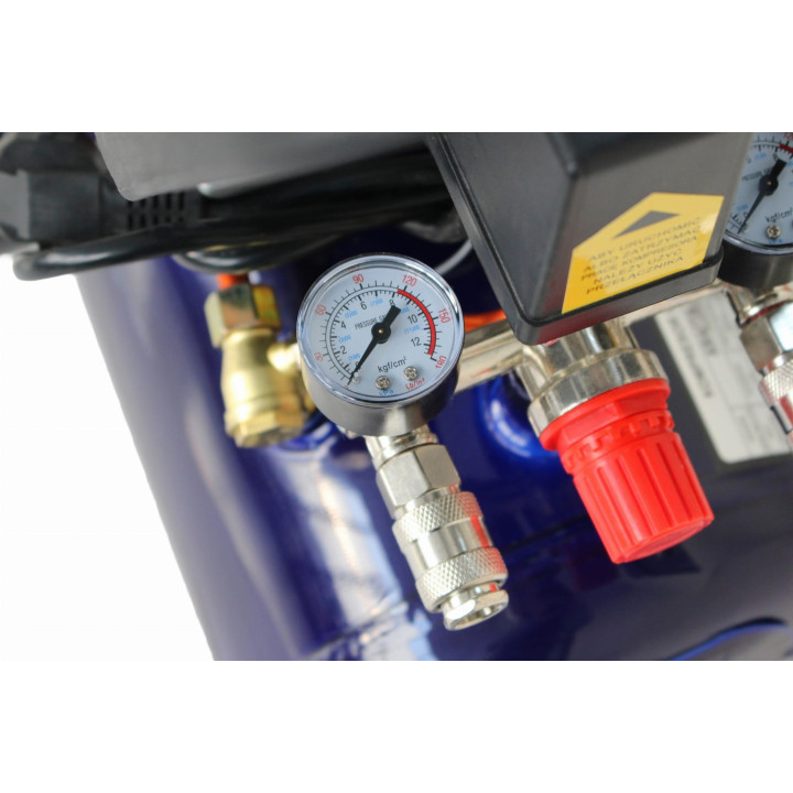 KOMPRESOR OLEJOWY 24L 230V KD4050