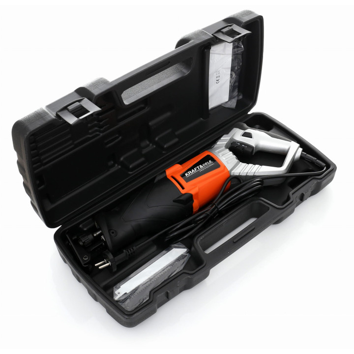 PIŁA SZABLASTA 2100W + WALIZKA KD1791