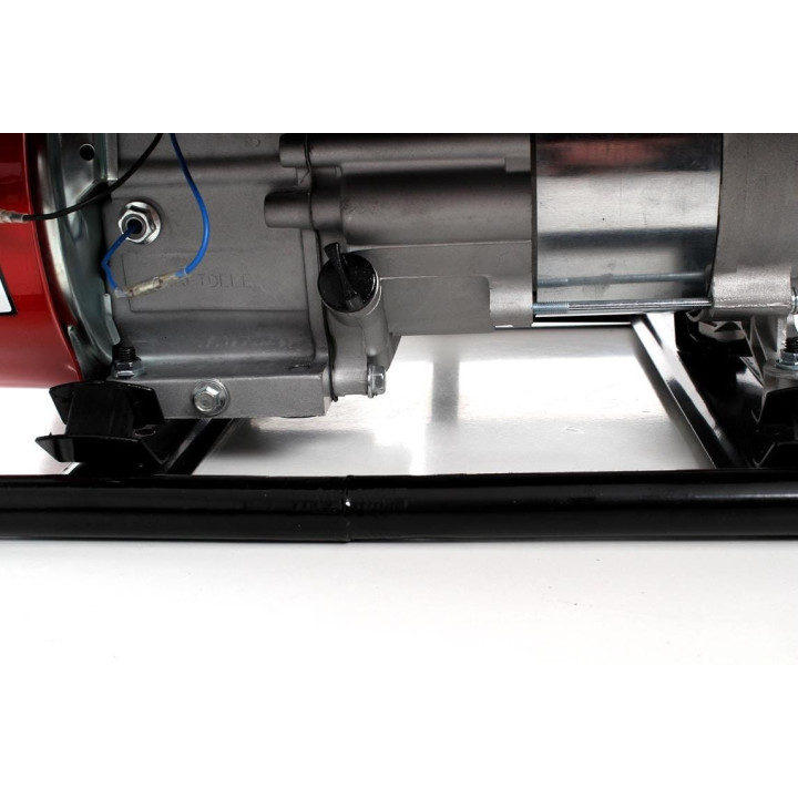 Agregat 2500W 12/230/380V KD130